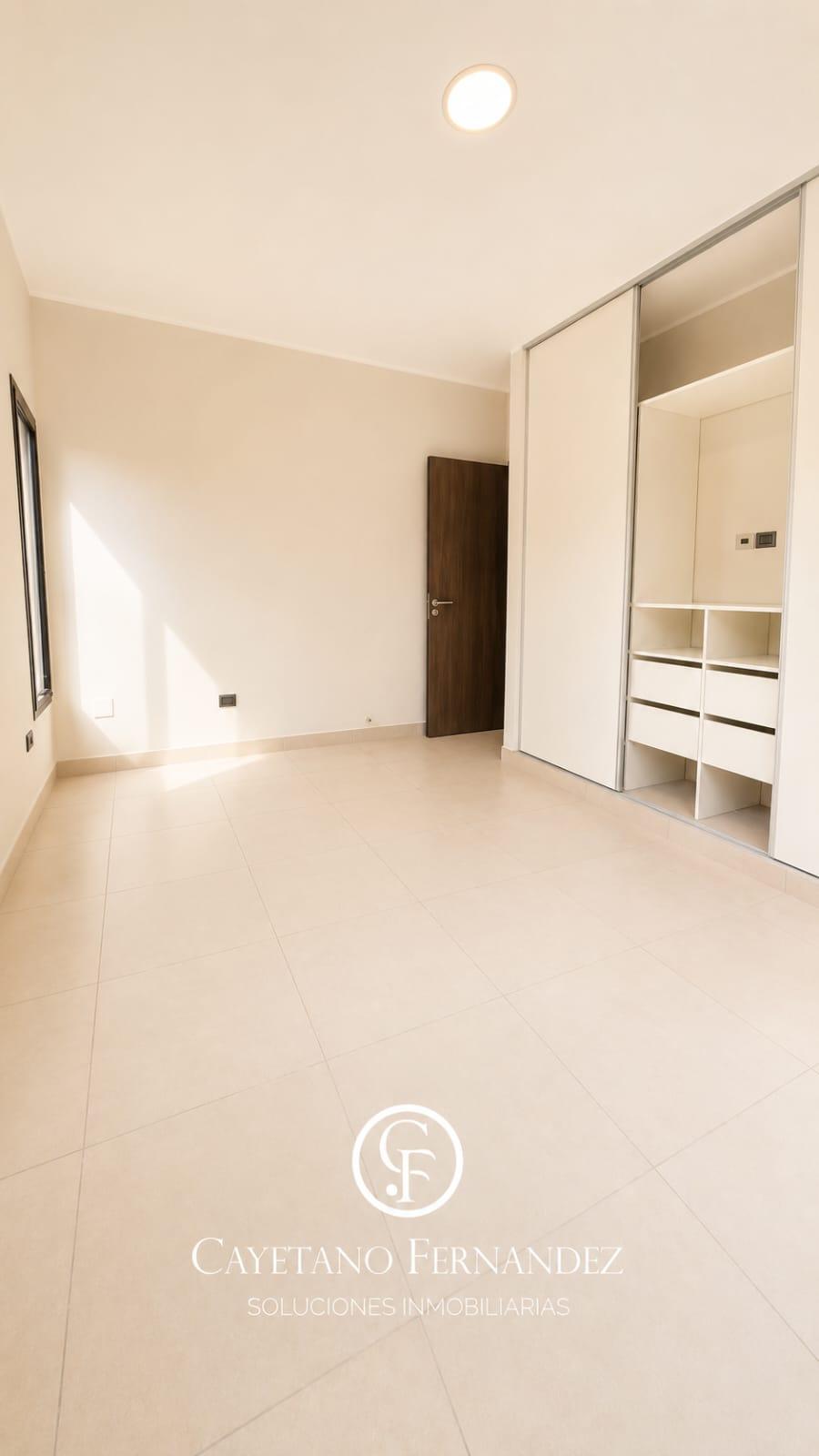 CASA EN ALQUILER! VIA AURELIA