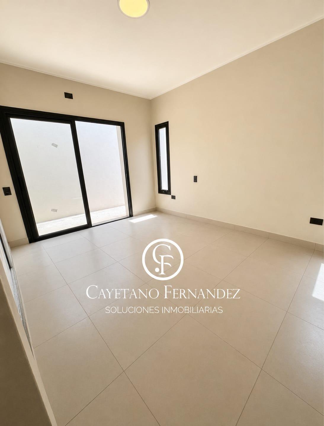 CASA EN ALQUILER! VIA AURELIA