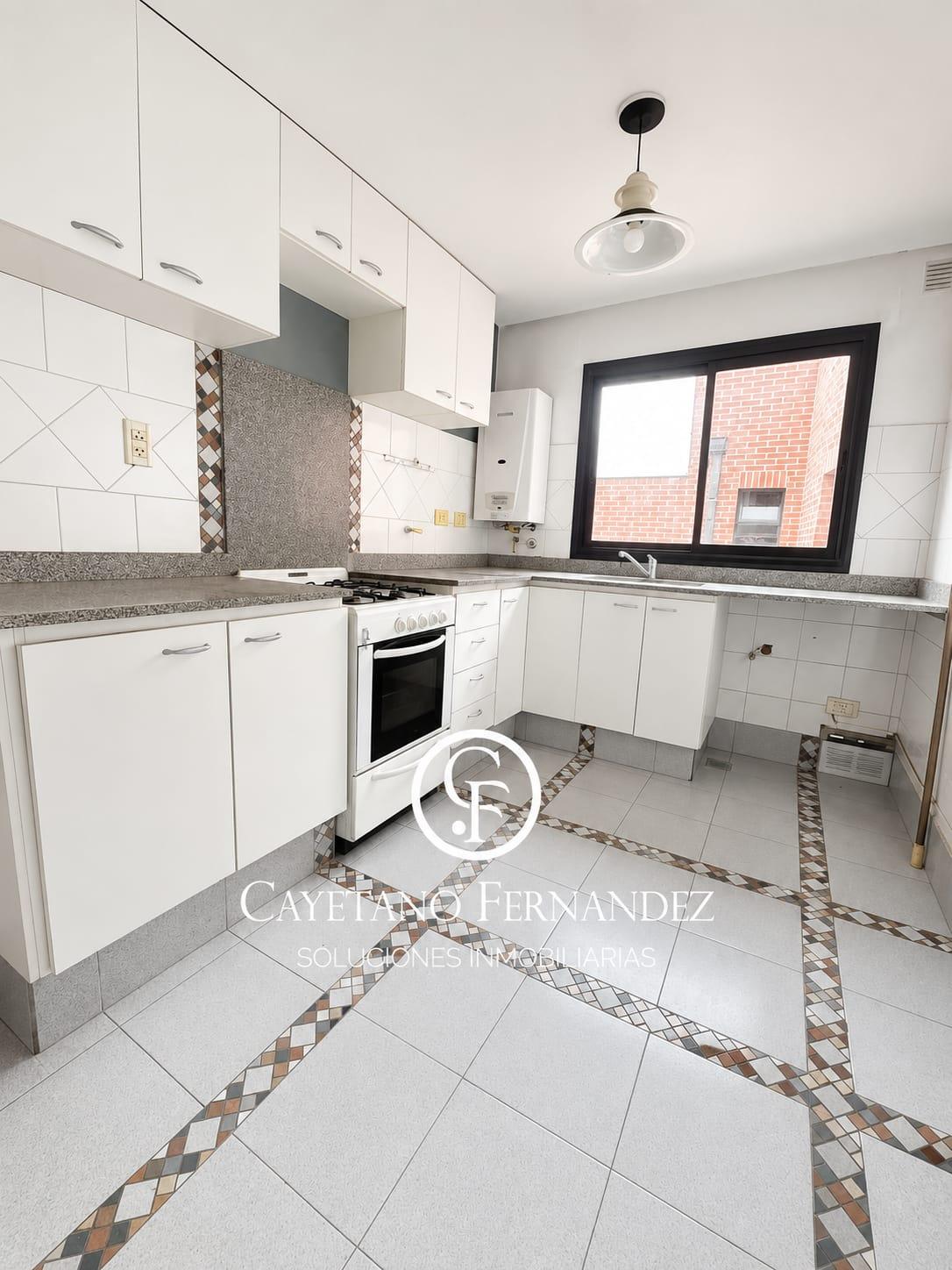 DEPARTAMENTO EN ALQUILER! LERMA AL 900
